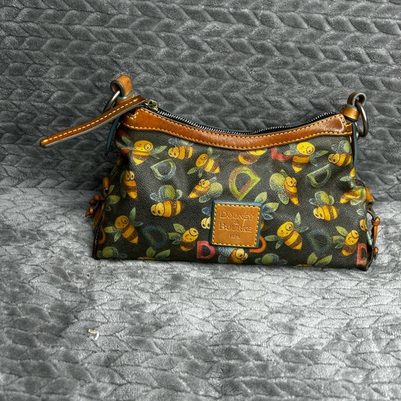 Dooney & Bourke Bags Dooney Bourke 975 Over The Shoulder Purse